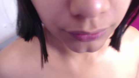 tiny_whore18 online show from October 3, 2025, 4:59 pm