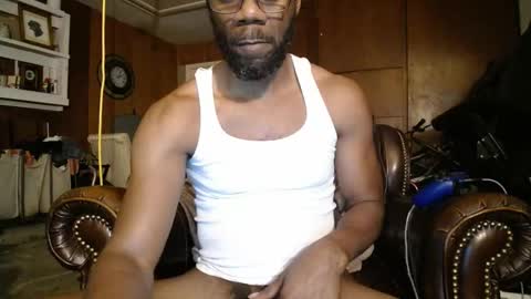 tinycock_1979 online show from October 1, 2025, 8:20 am