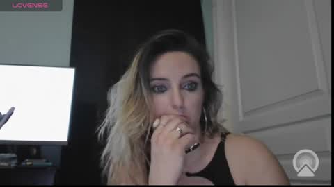 tinytightandlittle online show from July 28, 2026, 5:47 am
