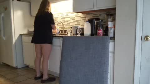 tinywithtiddies online show from November 8, 2025, 1:33 pm