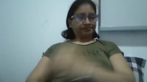 Snapshot of titssmall123 chatting on September 28, 2025, 10:59 pm Ester online show from September 28, 2025, 10:59 pm