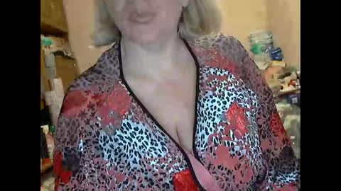 Snapshot of tittylina chatting on October 1, 2025, 8:04 pm tittylina online show from October 1, 2025, 8:04 pm
