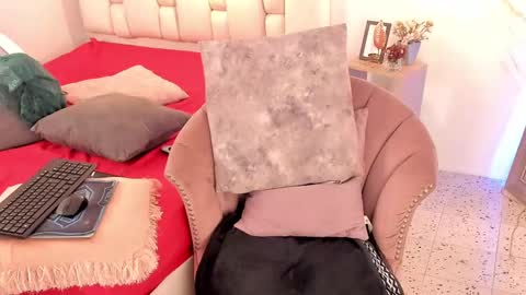 Tivizay online show from February 9, 2025, 5:11 pm