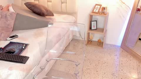 Tivizay online show from March 11, 2025, 2:29 pm