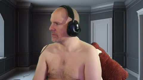 TK Maconn online show from February 5, 2026, 9:03 am