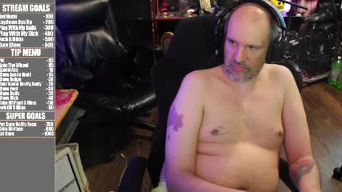 TK Maconn online show from June 10, 2026, 5:56 pm