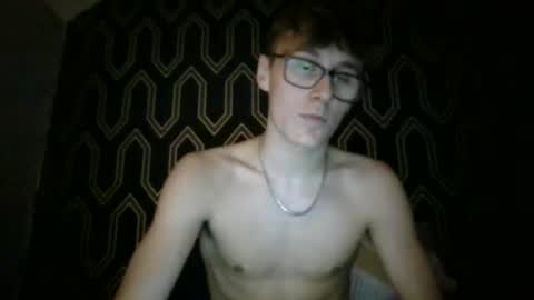 tladuk online show from October 14, 2025, 11:27 pm