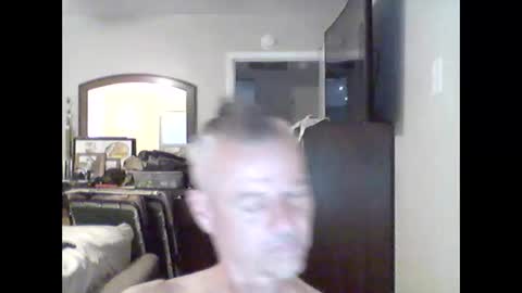 Snapshot of tnash24 chatting on October 26, 2025, 11:31 pm tx46m online show from October 26, 2025, 11:31 pm