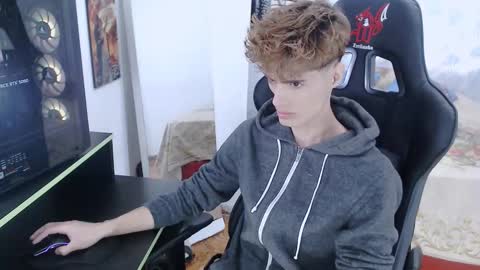 Snapshot of toadboys chatting on February 25, 2026, 9:57 pm David online show from February 25, 2026, 9:57 pm