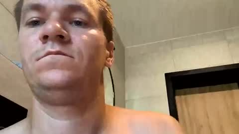 tobiasz950215 online show from June 26, 2026, 4:55 pm