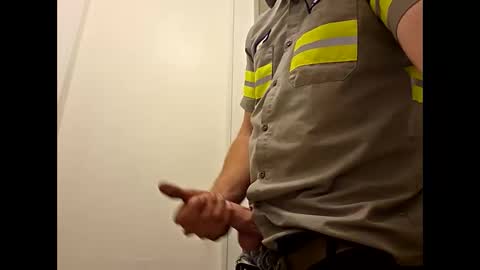 who wamts to hook up online show from February 5, 2026, 2:27 am