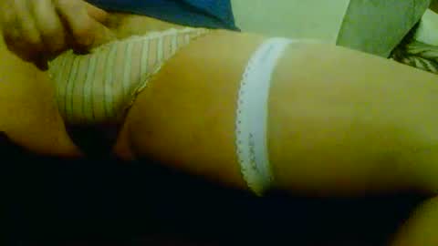 Love2sucNylonToes online show from May 28, 2026, 11:51 am