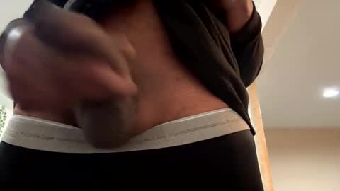 tokemj online show from March 30, 2026, 4:52 pm