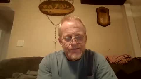 Snapshot of tokenless_boner chatting on November 9, 2025, 9:29 am tokenless_boner online show from November 9, 2025, 9:29 am