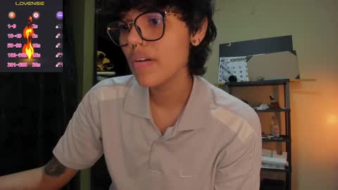 Snapshot of tokyo_uwu chatting on December 24, 2024, 6:22 am sofi 3 online show from December 24, 2024, 6:22 am