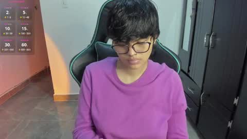 Snapshot of tokyo_uwu chatting on January 4, 2025, 11:43 am sofi 3 online show from January 4, 2025, 11:43 am