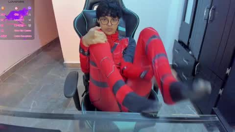 Snapshot of tokyo_uwu chatting on January 14, 2025, 2:29 am sofi 3 online show from January 14, 2025, 2:29 am