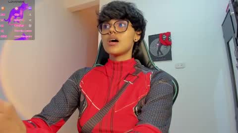 Snapshot of tokyo_uwu chatting on January 15, 2025, 6:54 am sofi 3 online show from January 15, 2025, 6:54 am