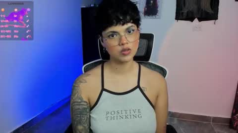 Snapshot of tokyo_uwu chatting on October 18, 2025, 2:58 am sofi 3 online show from October 18, 2025, 2:58 am