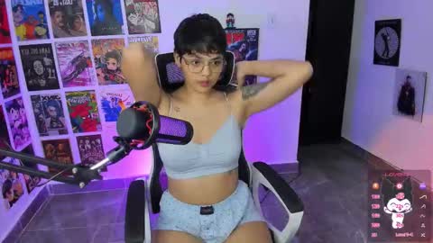 Snapshot of tokyo_uwu chatting on November 26, 2025, 5:19 am sofi 3 online show from November 26, 2025, 5:19 am