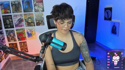 Snapshot of tokyo_uwu chatting on December 1, 2025, 5:23 am sofi 3 online show from December 1, 2025, 5:23 am