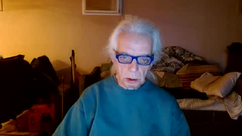 tom112292014 online show from March 3, 2025, 4:03 am