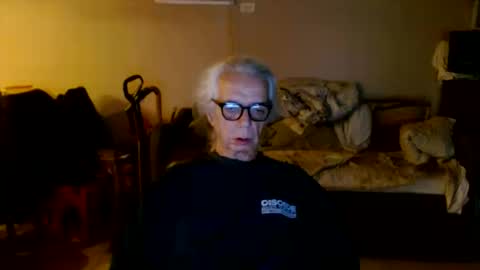 tom112292014 online show from October 12, 2025, 1:48 am