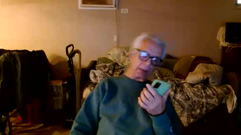 tom112292014 online show from January 16, 2026, 5:39 pm