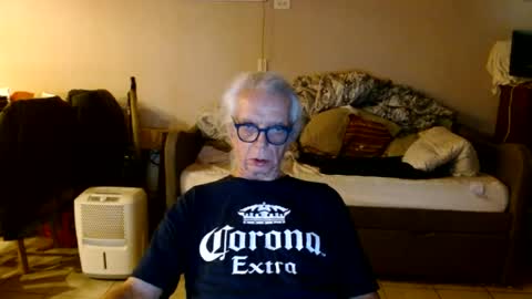 tom112292014 online show from July 5, 2026, 2:57 pm