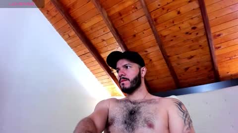   online show from November 28, 2025, 1:14 pm