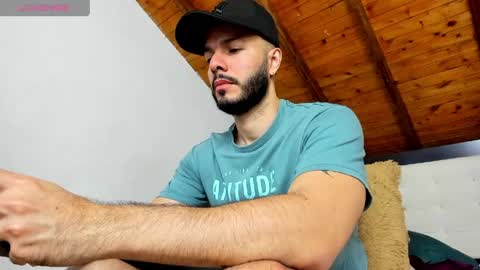   online show from April 18, 2026, 1:37 pm