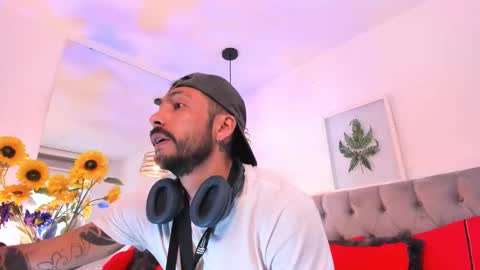 Master of pleasure online show from November 2, 2025, 12:29 pm