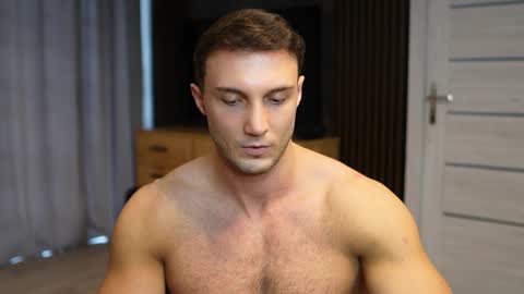Snapshot of tom_fordd chatting on September 10, 2025, 6:02 am Tom online show from September 10, 2025, 6:02 am