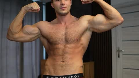 Snapshot of tom_fordd chatting on September 26, 2025, 3:38 pm Tom online show from September 26, 2025, 3:38 pm
