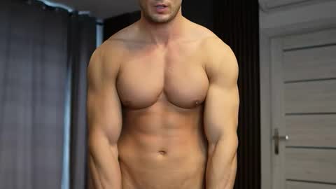 Snapshot of tom_fordd chatting on October 3, 2025, 6:21 am Tom online show from October 3, 2025, 6:21 am