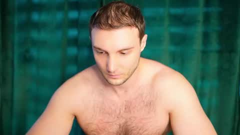 Snapshot of tom_fordd chatting on June 17, 2026, 5:54 am Tom online show from June 17, 2026, 5:54 am