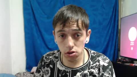 tomas_turbado_ online show from June 24, 2026, 4:44 am