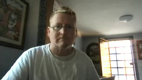 Snapshot of tomascausa chatting on December 30, 2024, 11:17 pm Hola online show from December 30, 2024, 11:17 pm