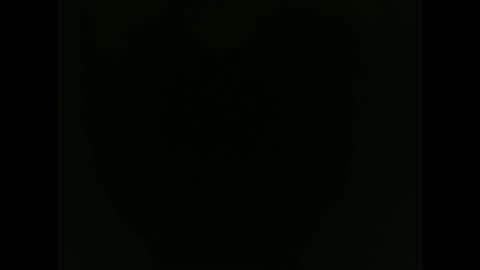tomasz_nowak122 online show from May 15, 2026, 8:21 am
