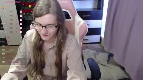 Snapshot of tomato_tease chatting on February 14, 2026, 8:44 am tomato_tease online show from February 14, 2026, 8:44 am