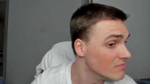 tomboysexy_ online show from May 17, 2026, 7:43 pm