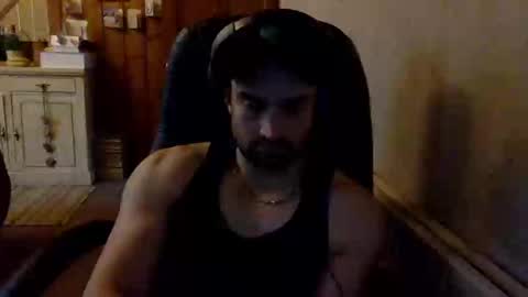 tomf1982 online show from December 12, 2024, 1:28 pm