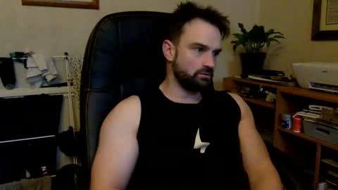 tomf1982 online show from March 15, 2026, 1:06 pm