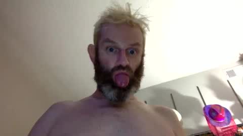 tomfrummyspace online show from September 28, 2025, 11:37 am