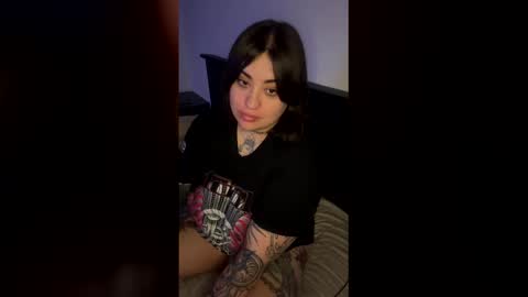 Snapshot of tomieobscure chatting on April 15, 2026, 9:26 pm tomieobscure online show from April 15, 2026, 9:26 pm