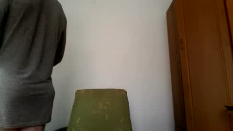 Snapshot of tomigraham chatting on June 19, 2026, 2:10 pm tomigraham online show from June 19, 2026, 2:10 pm