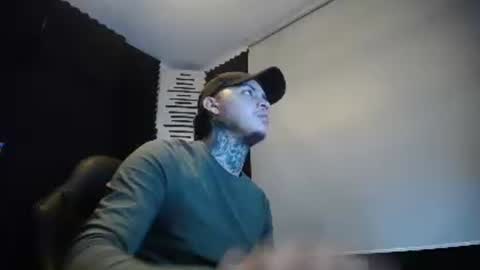 Snapshot of tommmycortez chatting on October 25, 2025, 3:36 am tommmycortez online show from October 25, 2025, 3:36 am