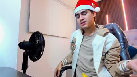 Tommy  online show from December 2, 2025, 3:45 am