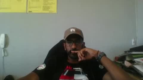 Snapshot of tommy_007_vercetti chatting on September 17, 2025, 11:01 am Tommy Vercetti online show from September 17, 2025, 11:01 am