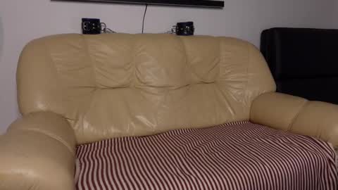 Snapshot of tommy_burnzzz chatting on December 17, 2024, 2:01 am tommy burnzzz online show from December 17, 2024, 2:01 am